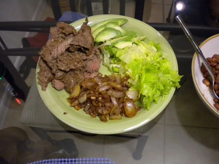 03 - Carne Asada with lettuce and avacado