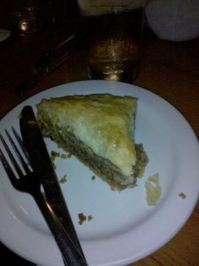 2009-12-30 21.05.02 Mykonos Greek Restaurant - baklava